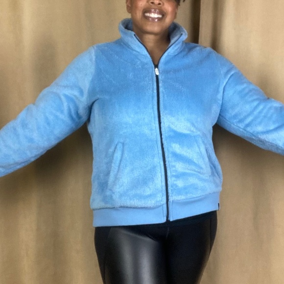 NWT Torrid Faux Fur Active Bomber Jacket, Size 1 (14-16) - Picture 4 of 15